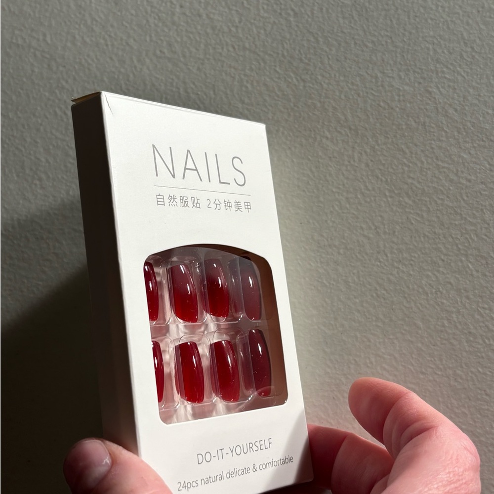 Red DIY Nail Set - Picture 2 of 3
